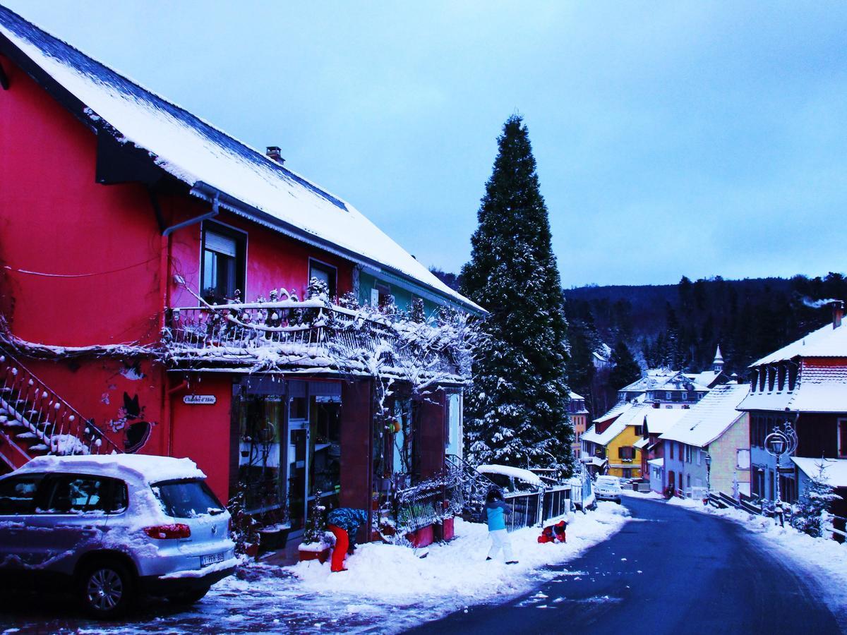 Gasthof Tilly's And House